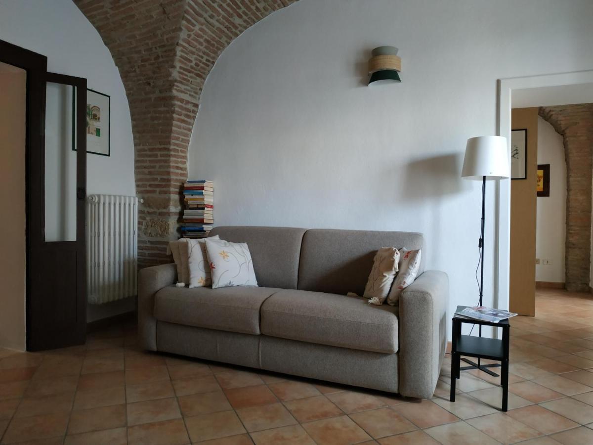 Bed And Breakfast In Piazza Orazio Venosa Zewnętrze zdjęcie