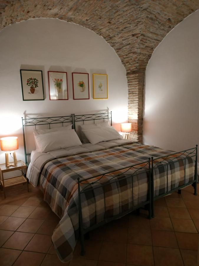 Bed And Breakfast In Piazza Orazio Venosa Zewnętrze zdjęcie